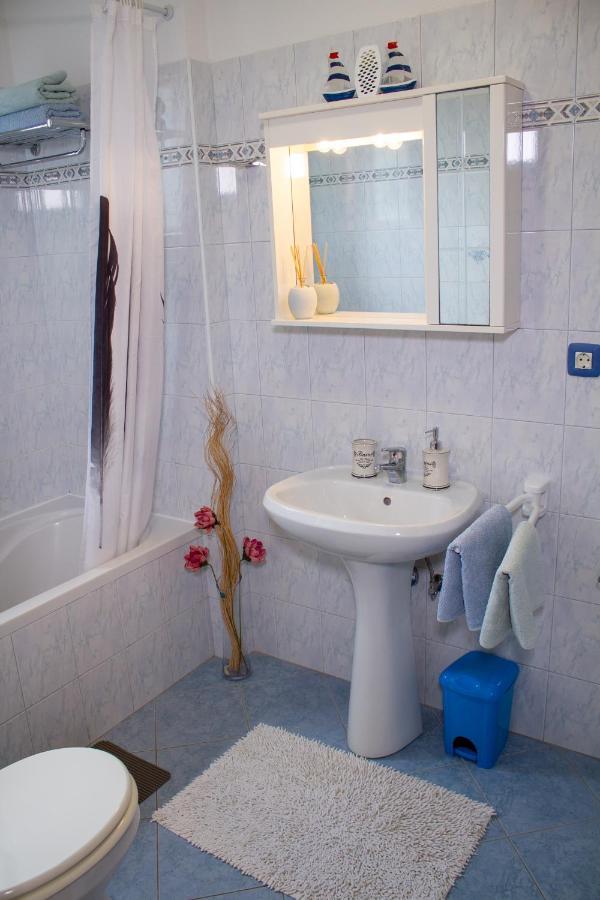 Room Adry Rovinj Buitenkant foto