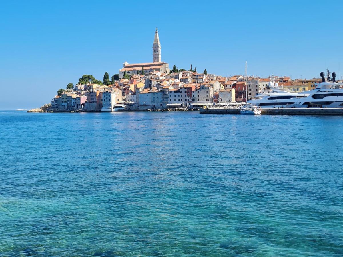Room Adry Rovinj Buitenkant foto
